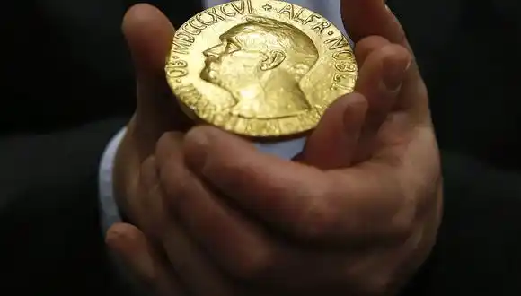 Activistas de derechos humanos bielorruso, rusos y ucranianos ganan el premio nobel de paz