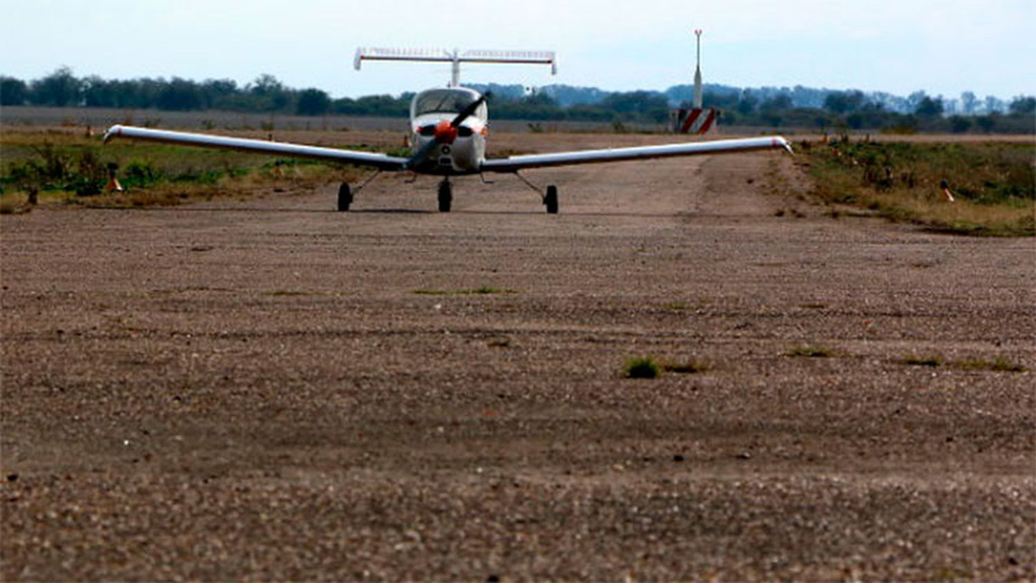 Aeroclub Gualeguaychú: Comenzó el bacheo en la zona más afectada de la pista