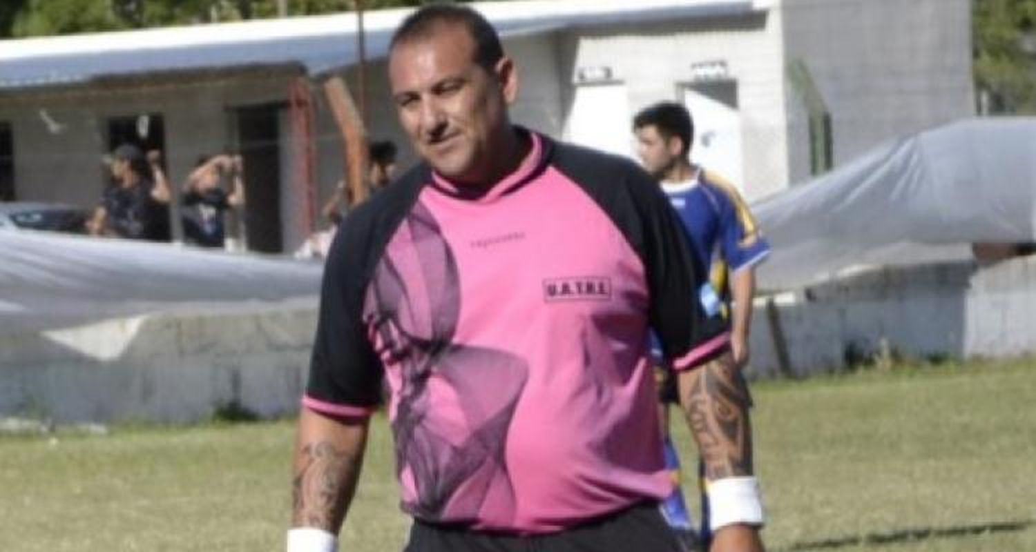 Dura sanción para el árbitro que no informó los incidentes en un partido de fútbol