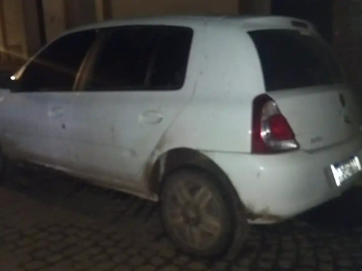 Un conductor fue detenido por agredir a la policía en un control