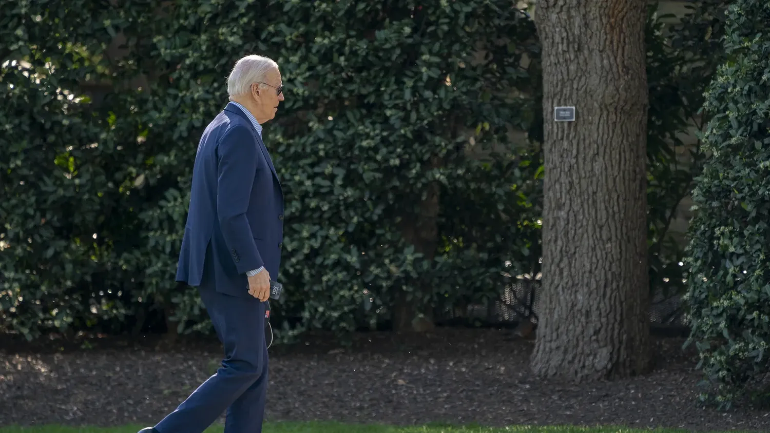 U.S. President Joe Biden walks on the South Lawn of the White House on Saturday, Apr. 13, 2024.