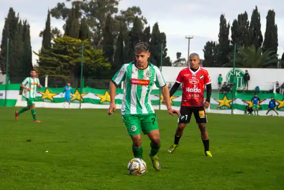 Kimberley no pasó del empate y quedó sin chances de clasificar