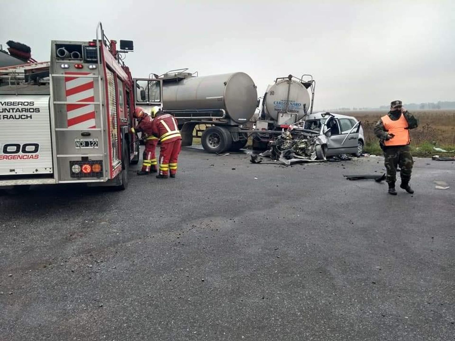 Dos tandilenses resultaron heridos tras chocar contra un camión lechero cerca de Rauch