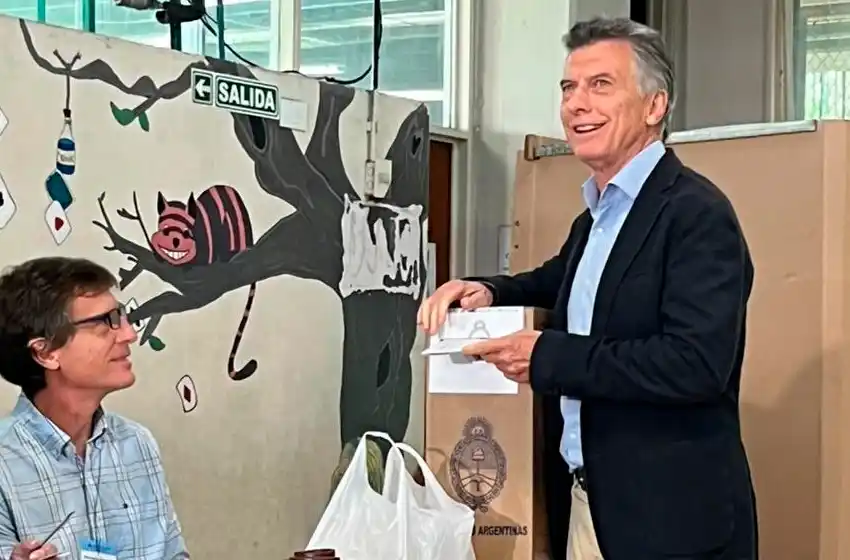 Votó Mauricio Macri: “Vemos que va a haber un balotaje”