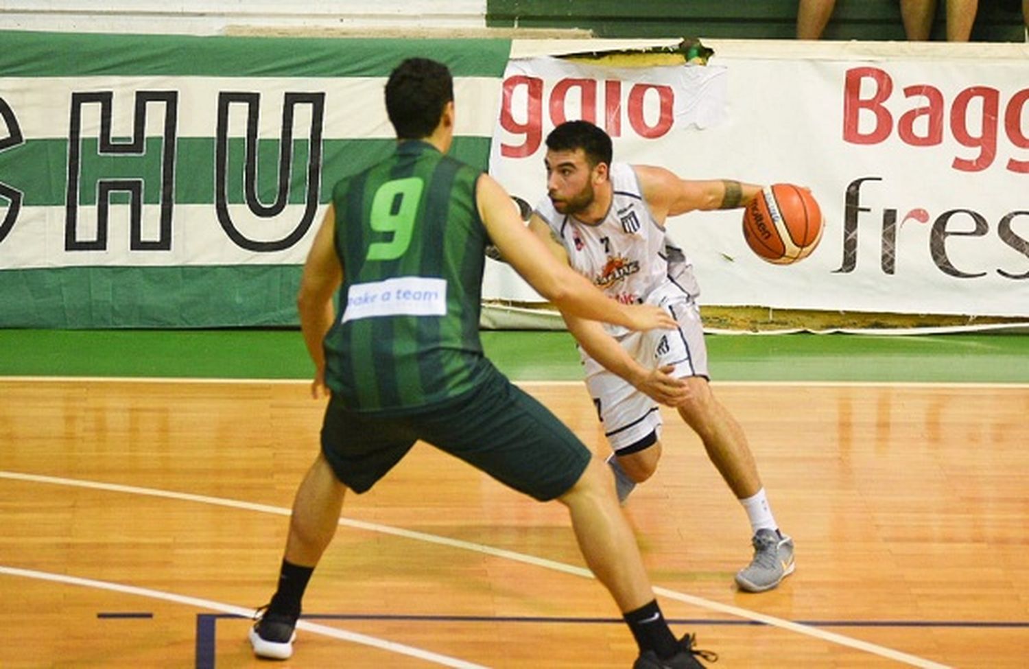 Luis Luciano y Racing se ponen al día en Urdinarrain
