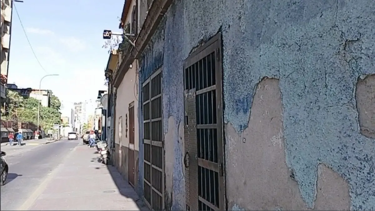 Tiroteo en el centro de Caracas dejó tres heridos y un colegio afectado (Videos + Fotos)