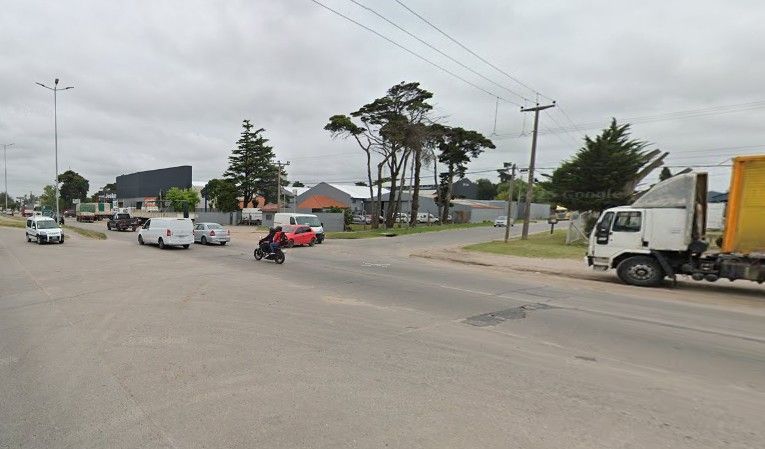 Por su cercanía con la Ruta 88, el barrio Don Emilio es una zona de tránsito pesado.
