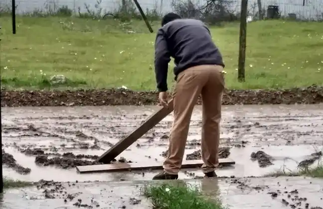 Vecinos vuelven a reclamar por el estado de una calle