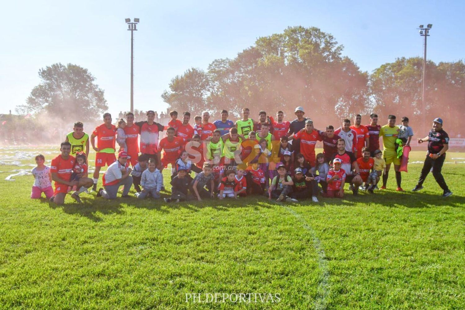 Los Andes sigue en primera