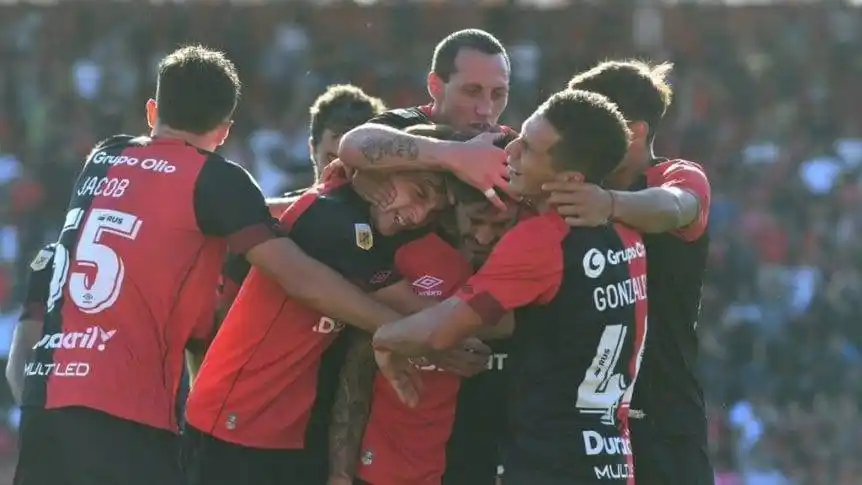 Unión cayó ante Newell�"s por la Liga Profesional y se complicó