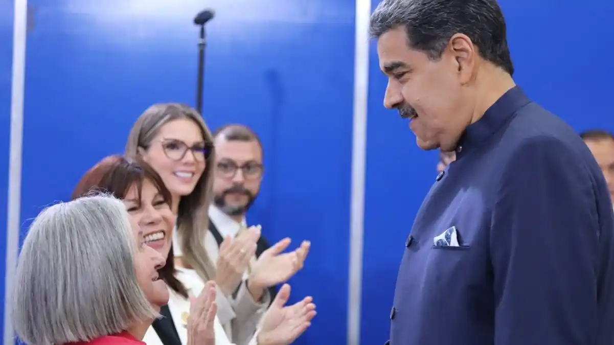 Maduro reconoció a comunicadores durante la entrega del Premio Nacional de Periodismo 2024