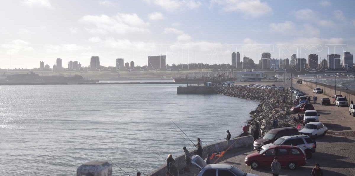 Un martes soleado pero fresco en Mar del Plata