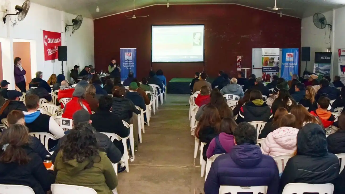 Productores y asesores técnicos se capacitan en manejo de residuos