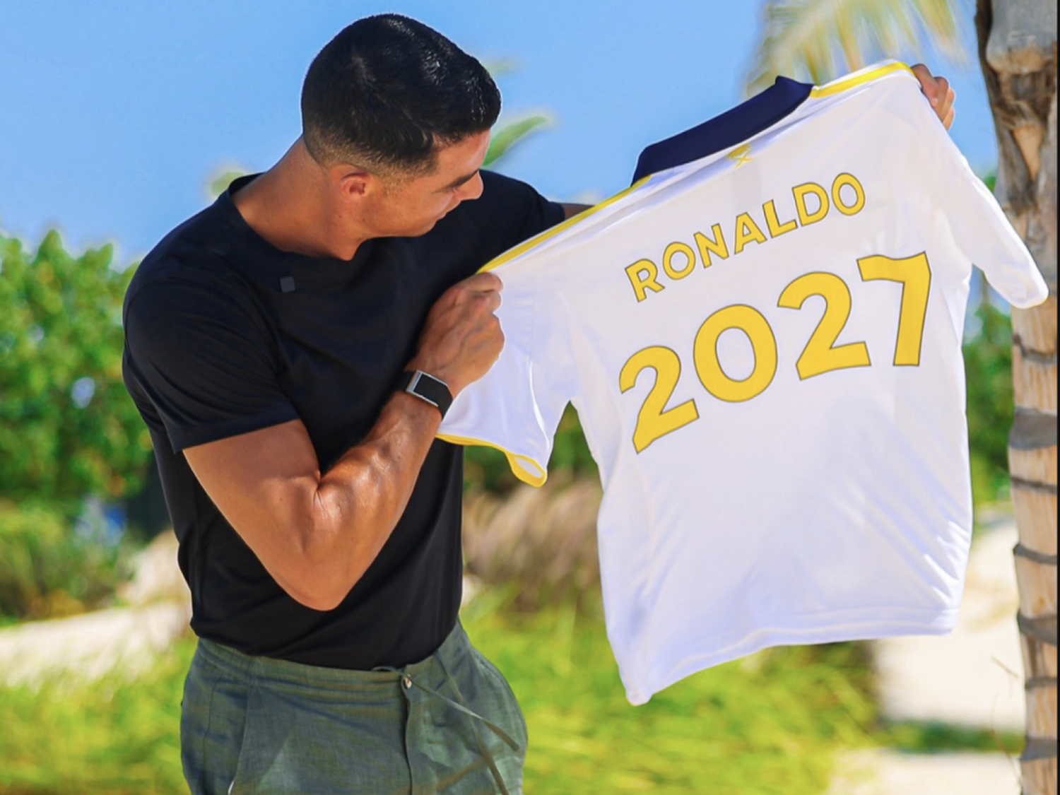Cristiano Ronaldo renovó hasta 2027 con el Al Nassr .