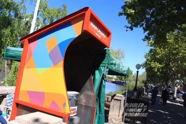 Agua para todos: El municipio puso termo gratuito en costanera