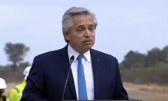 Fernández dijo que “la salida de la pandemia está a pocos metros”