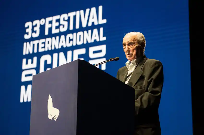 Harán un homenaje este miércoles a José Martínez Suárez