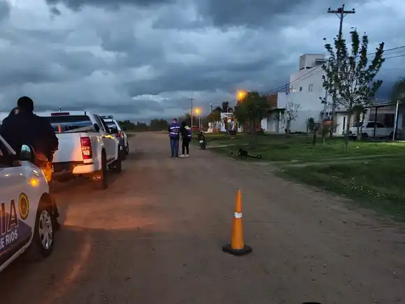 Accidente de tránsito en San Salvador: dos hombres hospitalizados tras perder el control de una moto