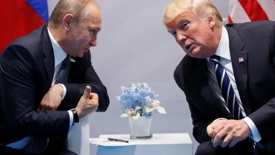 Putin y Trump acordaron verse en un “tercer país”