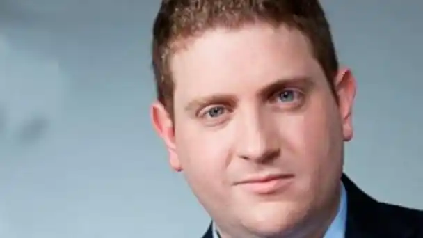 Jonatan Viale está aislado por contacto estrecho