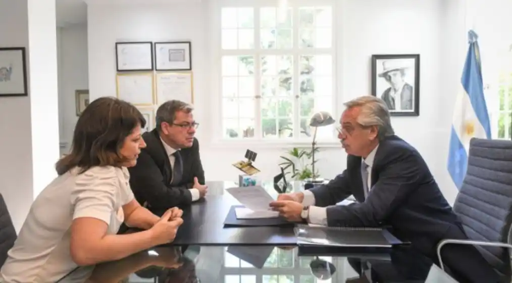 Alberto Fernández presentó el pedido de juicio político a la Corte