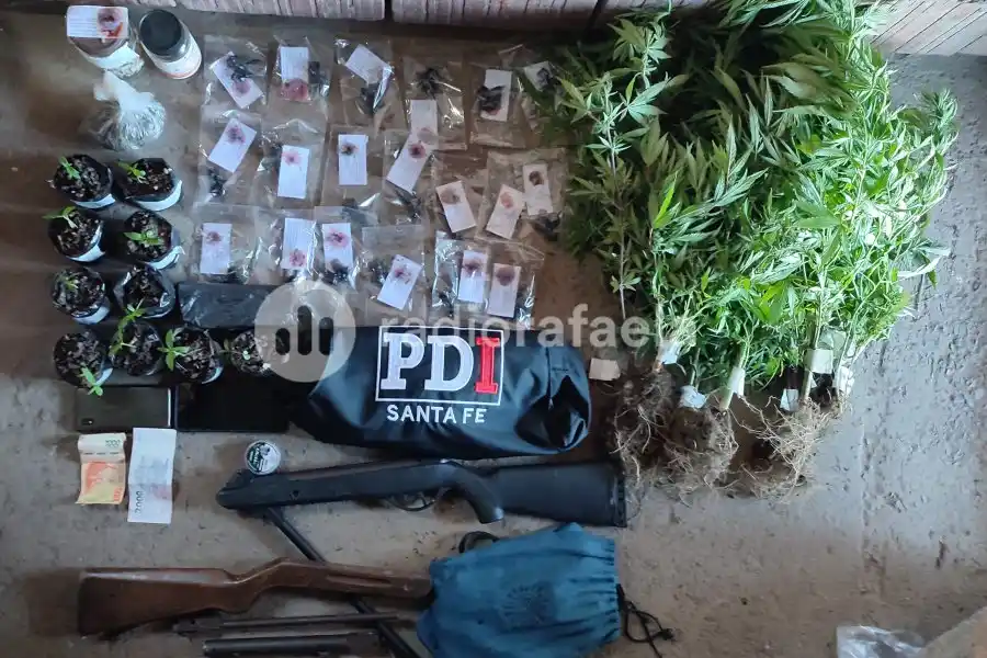 PDI detuvo a cinco personas en multiples allanamientos por microtrafico, en Avellaneda