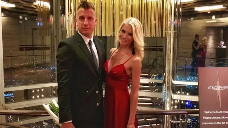 Maxi López le propuso casamiento a su novia, Daniela Christiansson