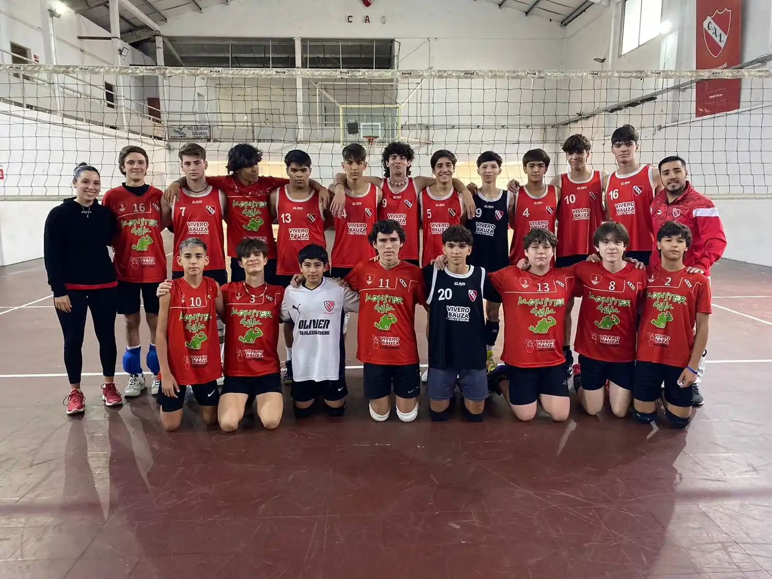 Racing e Independiente ganaron la primera fecha de la Liprome Sub 18