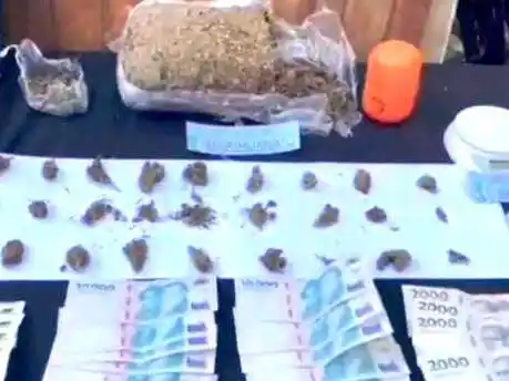 Detuvieron a un traficante con marihuana en el barrio Villa Hermosa