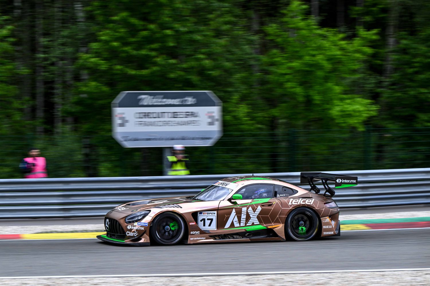 Siebert logró la pole en Spa