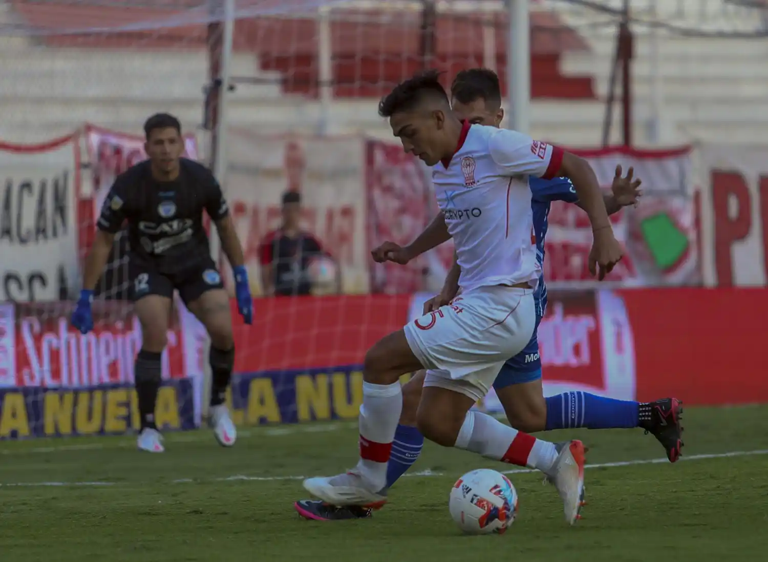 Godoy Cruz se lo dio vuelta a Huracán