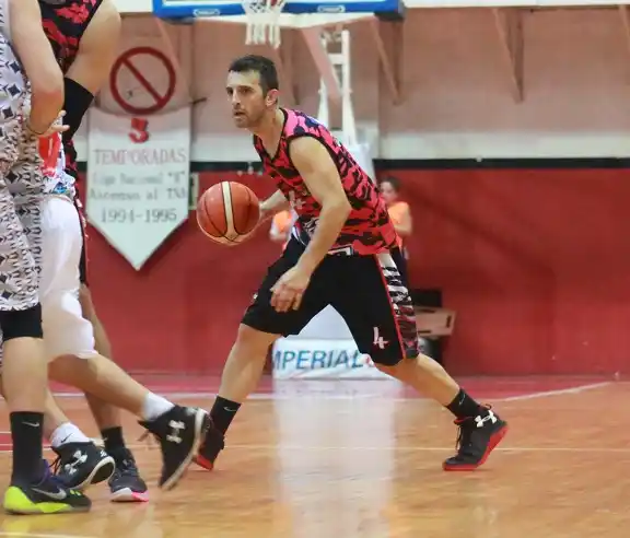 Básquet: Central Entrerriano arranca esta noche la pretemporada