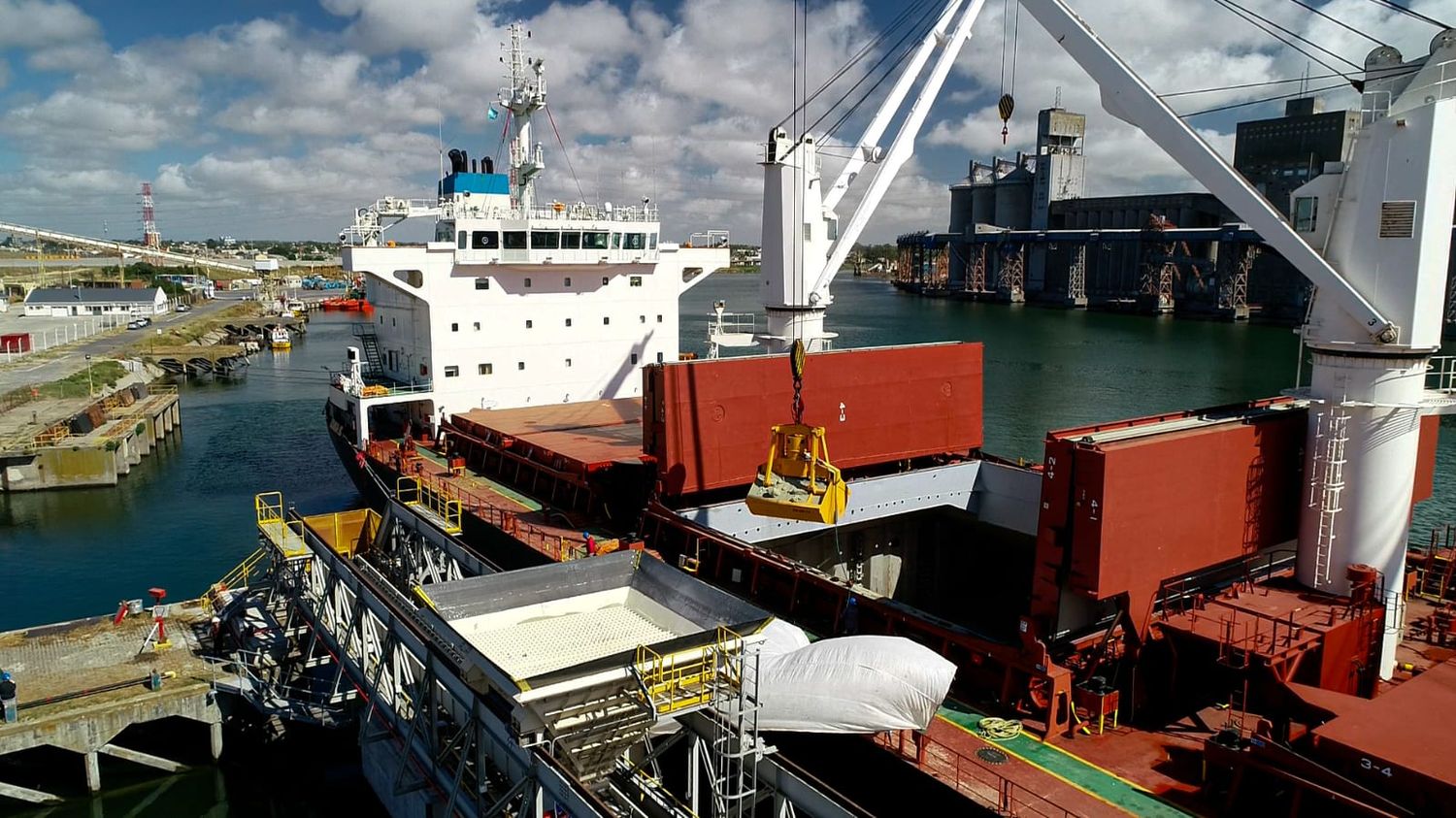 El Puerto Quequén está en Necochea