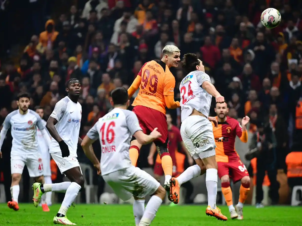 Doblete de Icardi para Galatasaray 