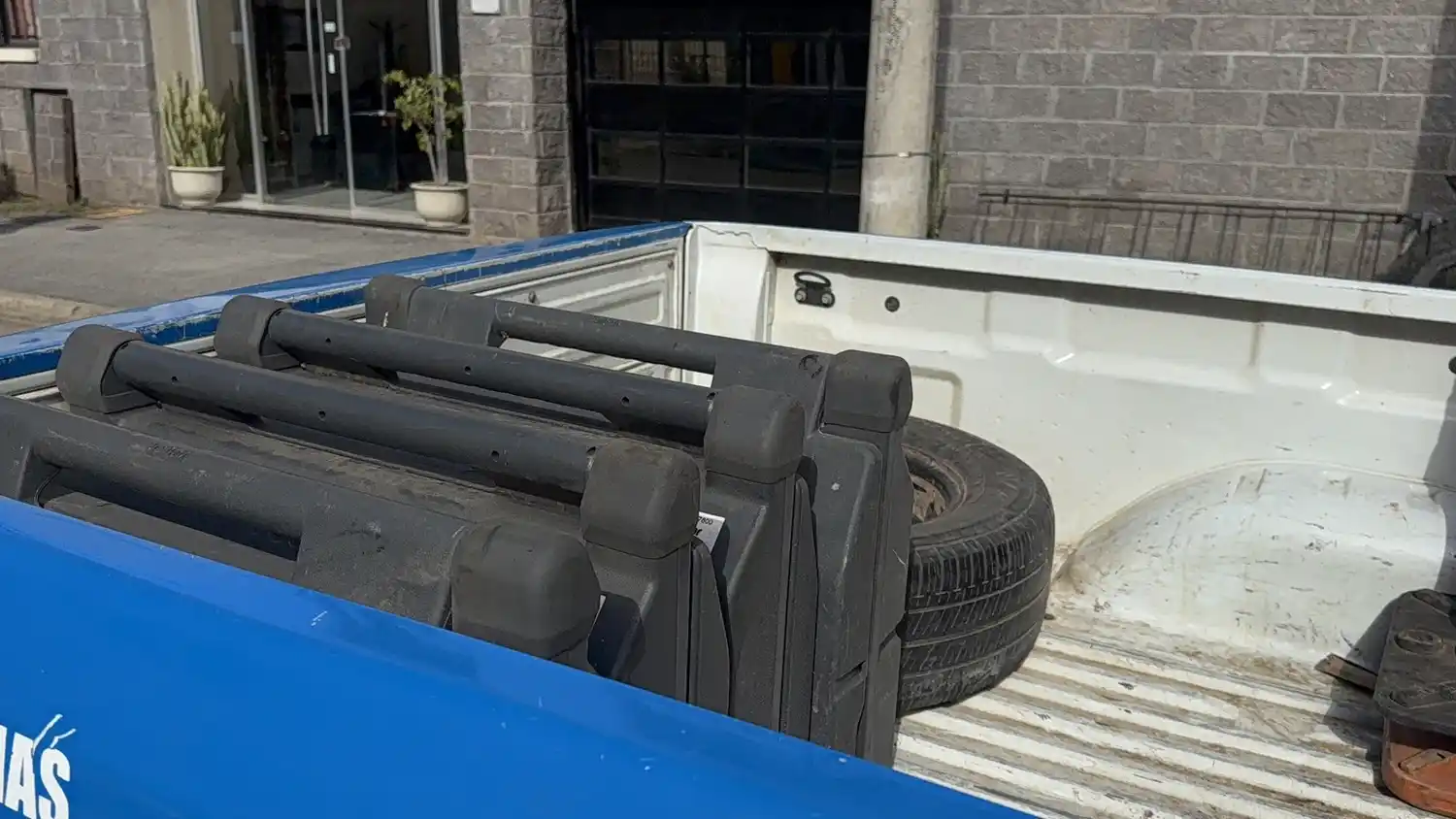 Las urnas electróncias fueron retiradas de La Opinión por la policía de Entre Ríos.