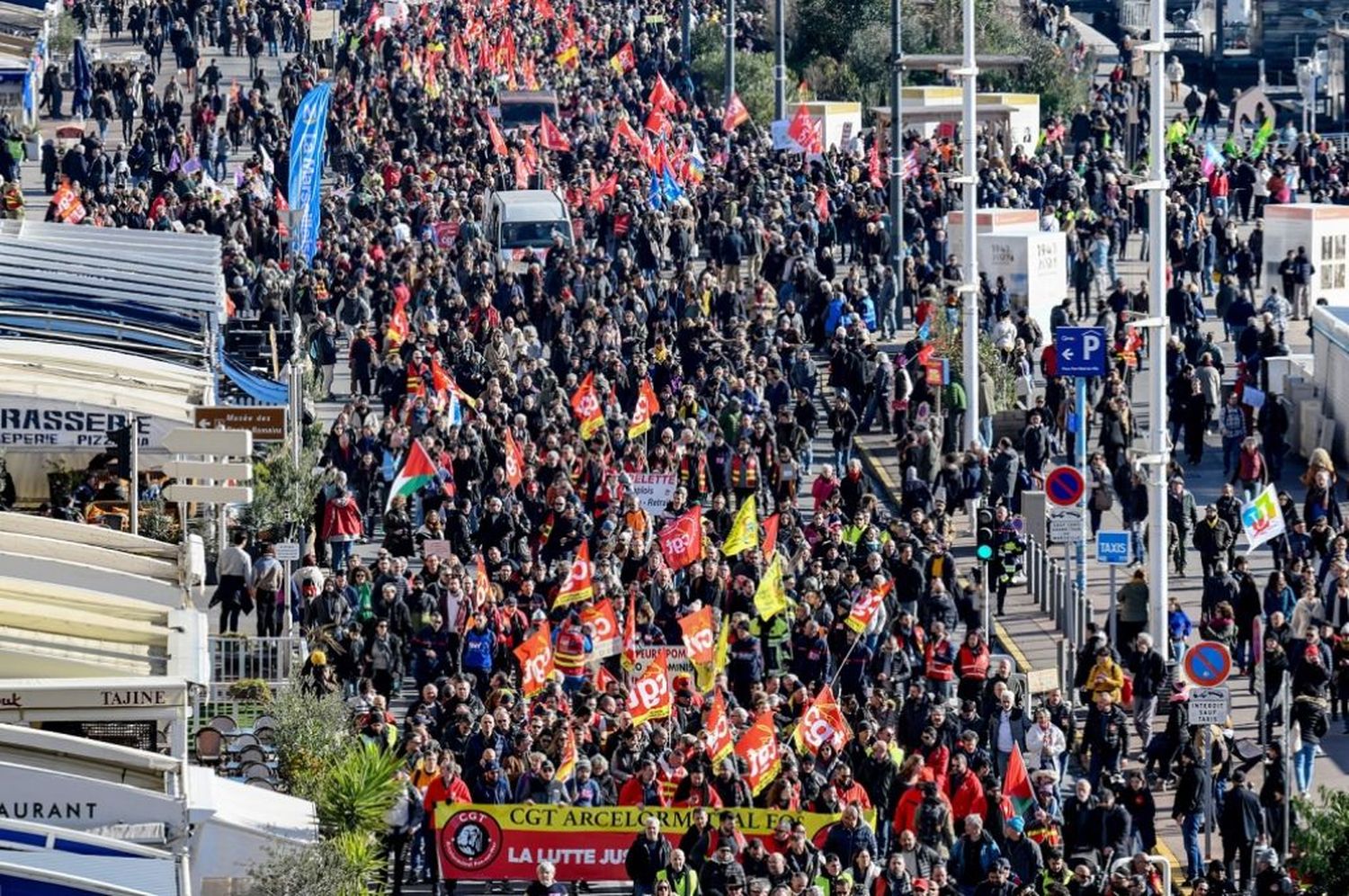 Huelgas y protestas en rechazo a la reforma previsional en Francia