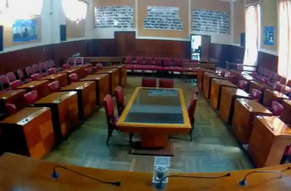 La sesión preparatoria se retrasó 4 horas y pasó a cuarto intermedio