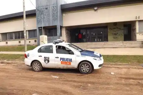 Florencio Varela: Entraron armados a la Escuela para matar a un alumno