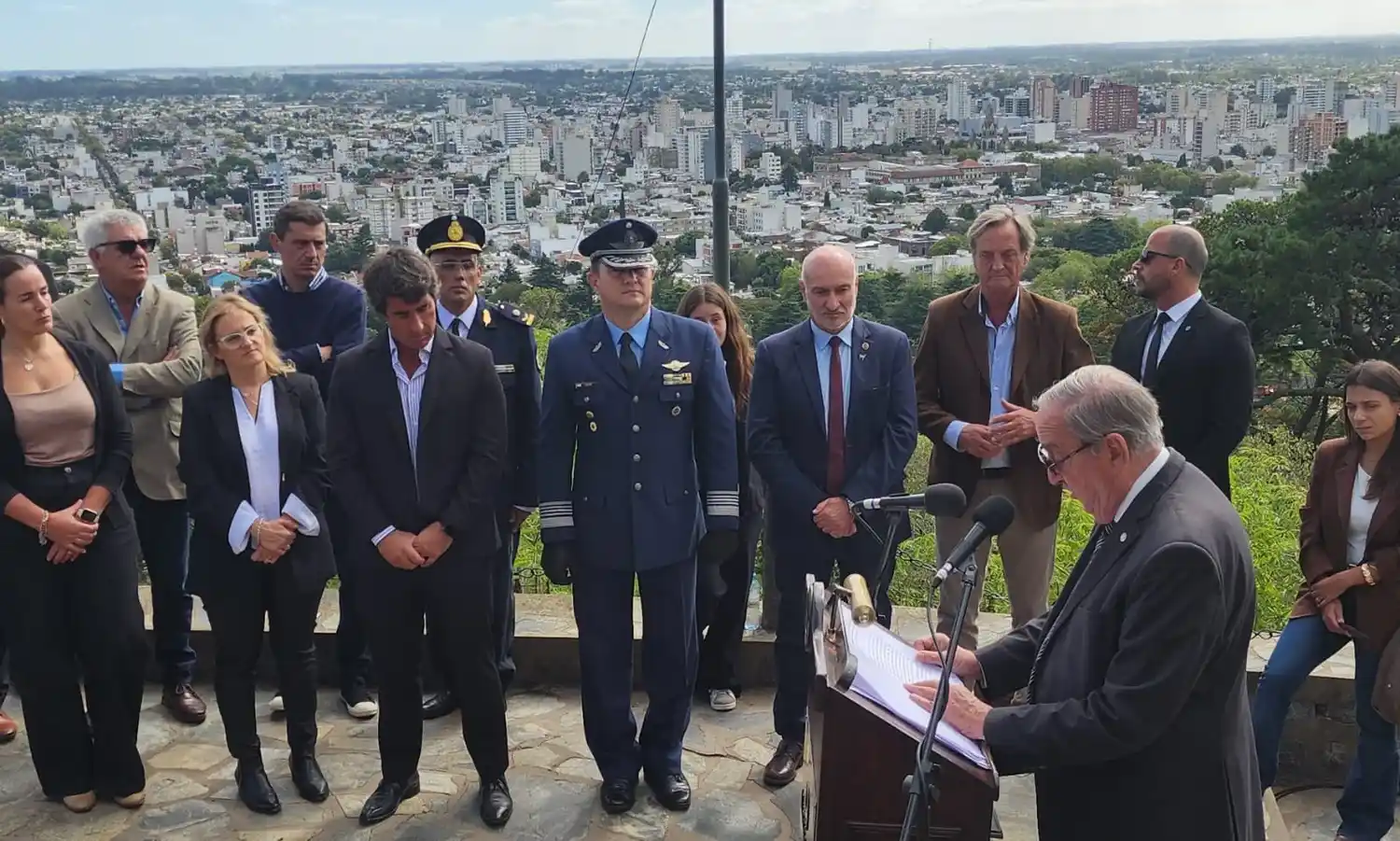 Entre peregrinos, desembarcos y posicionamientos