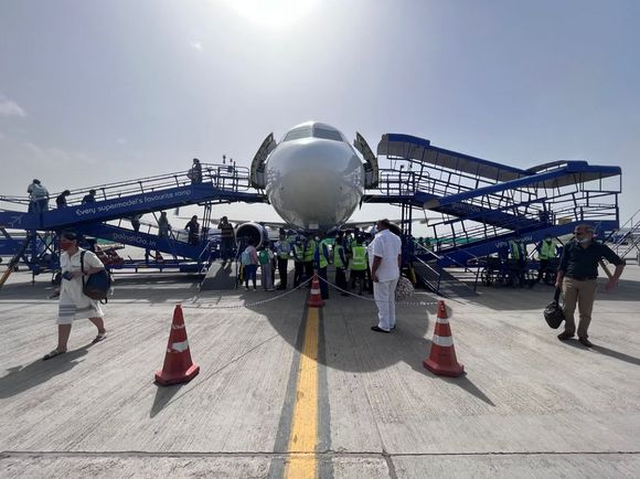 IndiGo introduces an innovative three-door disembarkation process