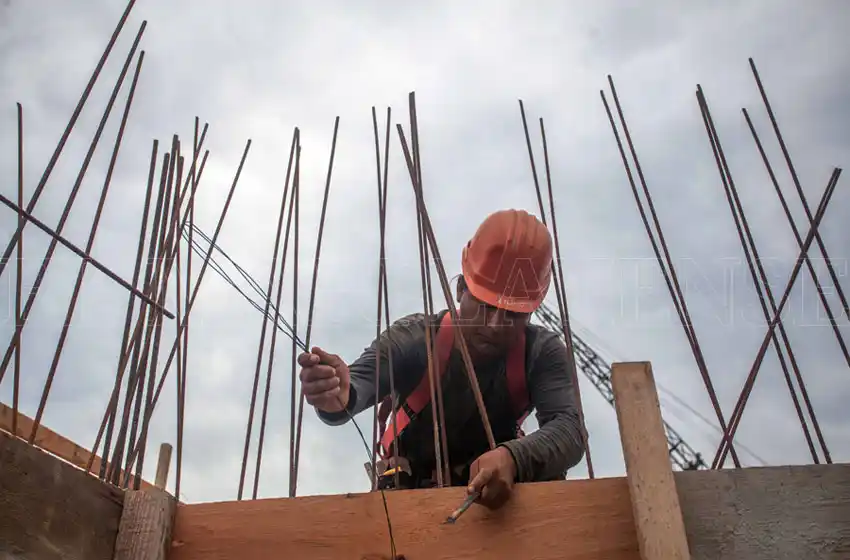 El Gobierno creó un programa para reactivar y finalizar obras de viviendas paralizadas