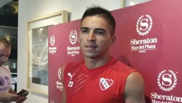 Leandro Fernández fue presentado en Independiente
