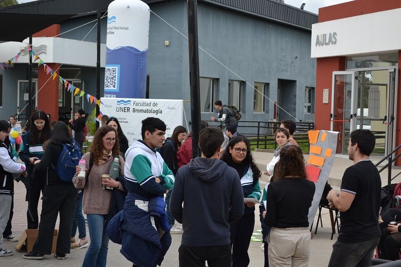Este jueves se realiza una feria de carreras en la Facultad de Bromatología UNER