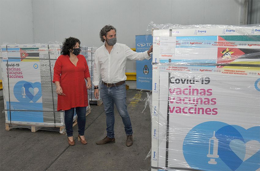 Vacunatorio VIP: investigan las llamadas de la ministra Carla Vizzotti