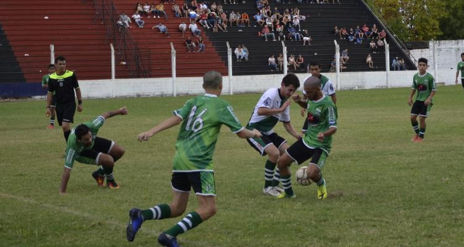 Banfield, Las Palmeras y Sportivo lideran el Apertura