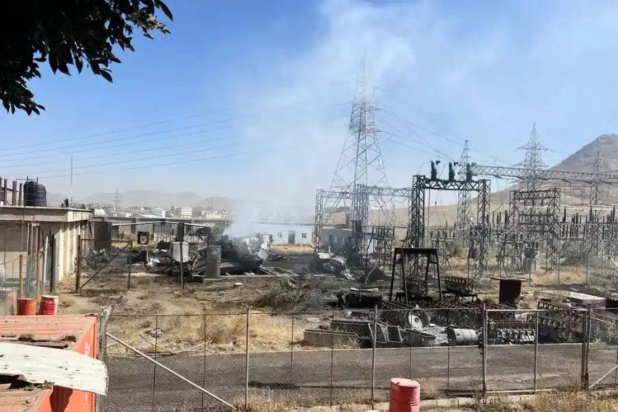 Israel lanzó intensos ataques aéreos contra ciudades yemeníes de Saná y Hudaida