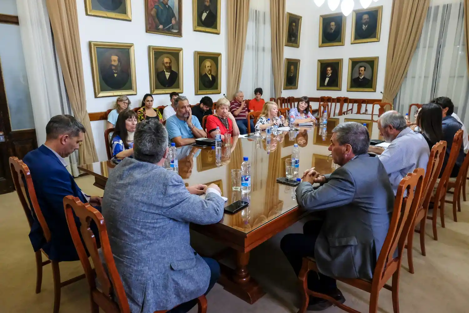 Gremios estatales anuncian paro de 48 horas en rechazo a propuesta salarial del gobierno