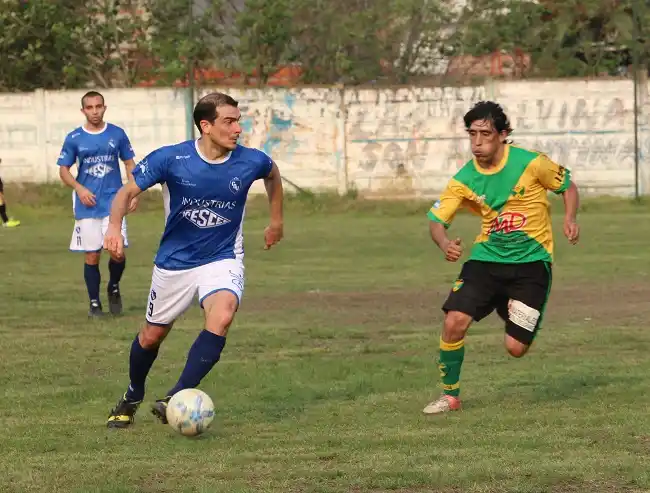 Unión batalló y consiguió el empate ante el campeón Deportivo