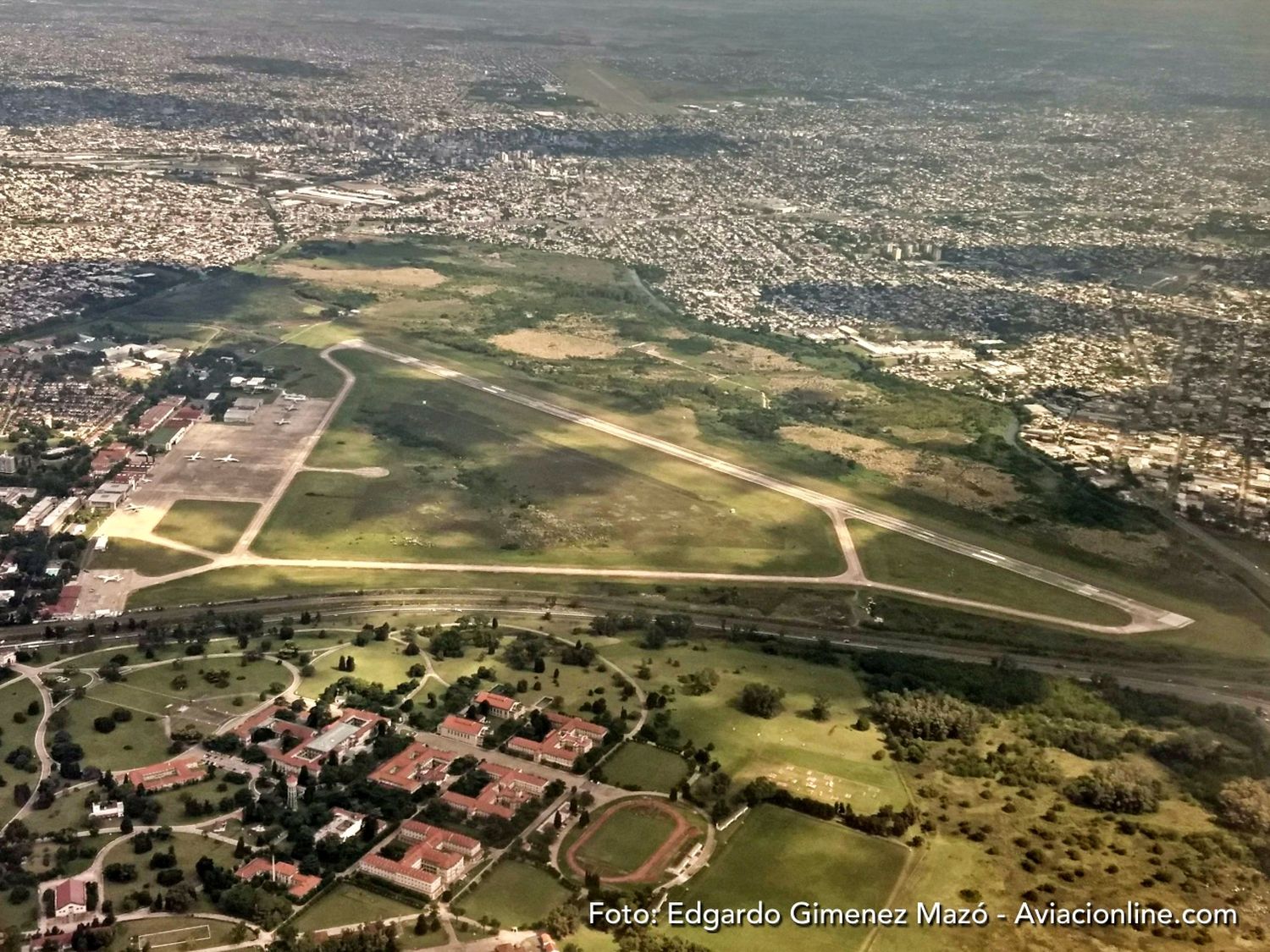 El Ministerio de Transporte y el ORSNA descartan El Palomar, pero ofrecen Aeroparque a las low-cost