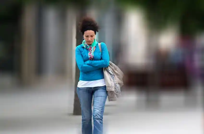Aparece el sol, imponiéndose sobre las nubes en una jornada fresca y sin lluvias